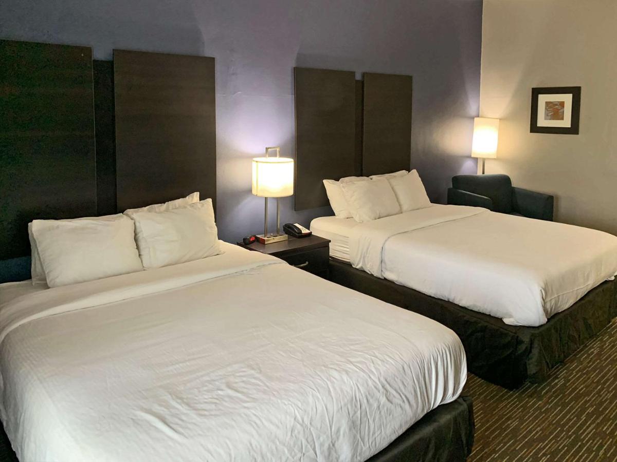 Comfort Inn & Suites Columbus North 외부 사진