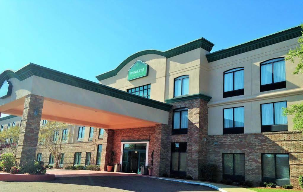 Comfort Inn & Suites Columbus North 외부 사진